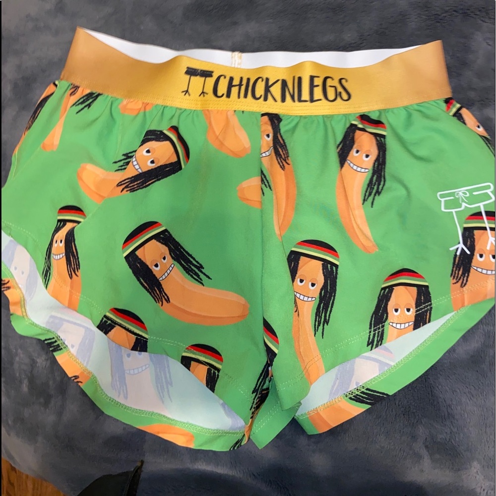 chicknlegs xs shorts